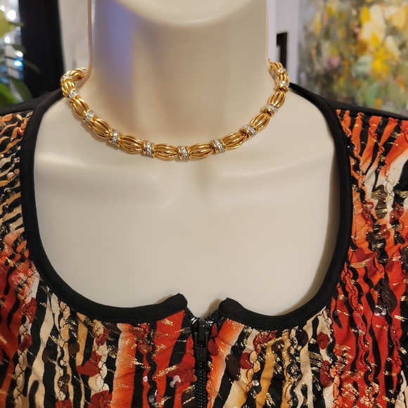 Victoria Colection M/L Made in Canada Black and Cream Reddish-brown - Picture 2 of 8